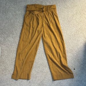 Cropped pants